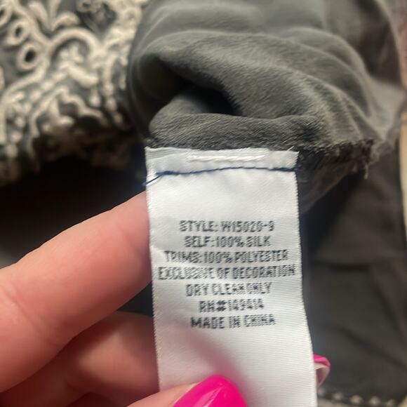 Johnny Was Workshop Luana Silk Peasant Blouse - Picture 16 of 16